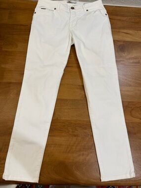 Beija Flor ‘Nicole Skinny’ White Denim Jeans size 6 & 28” inseam